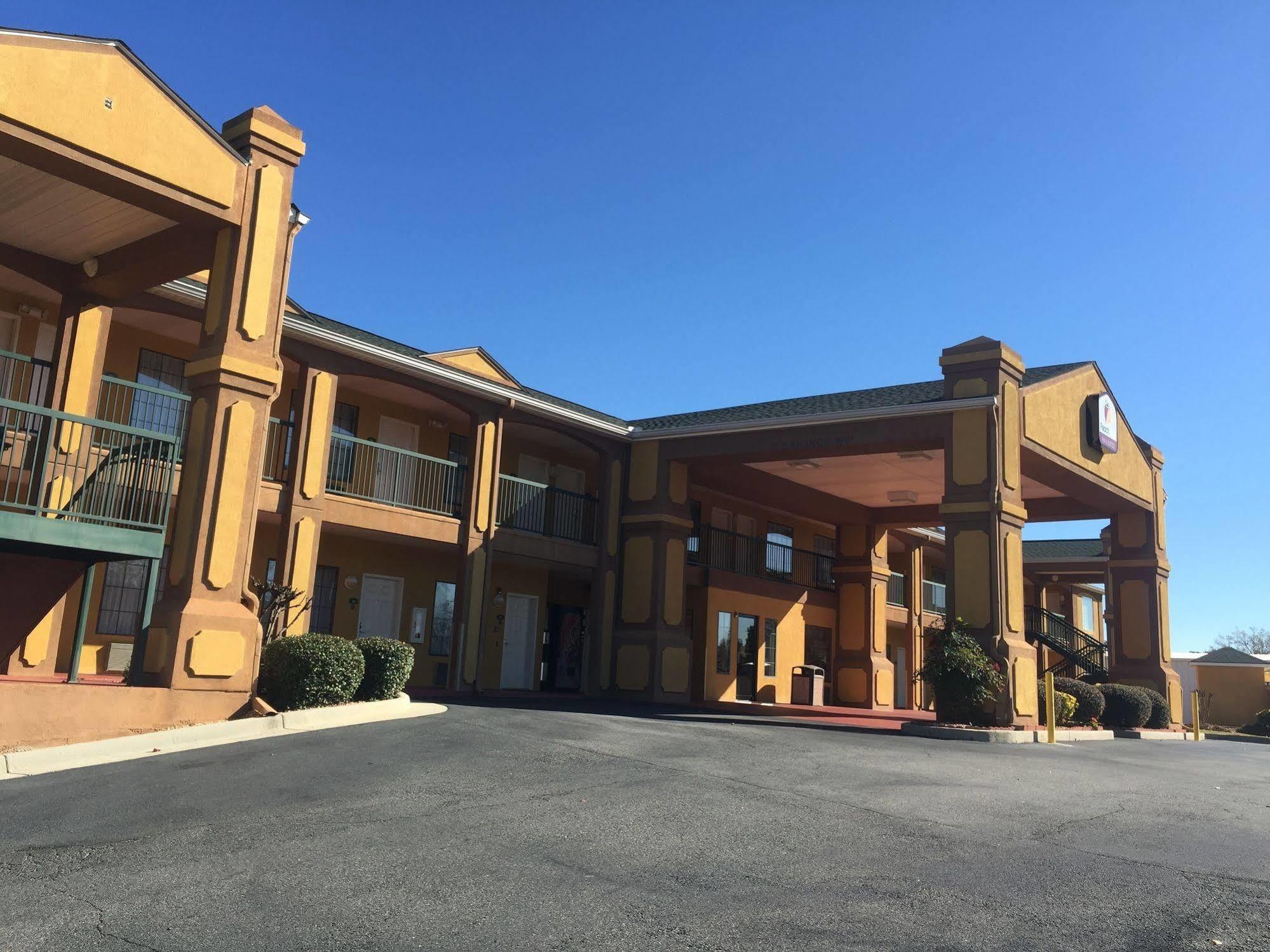 Best Western Hawkinsville Inn & Suites Екстериор снимка