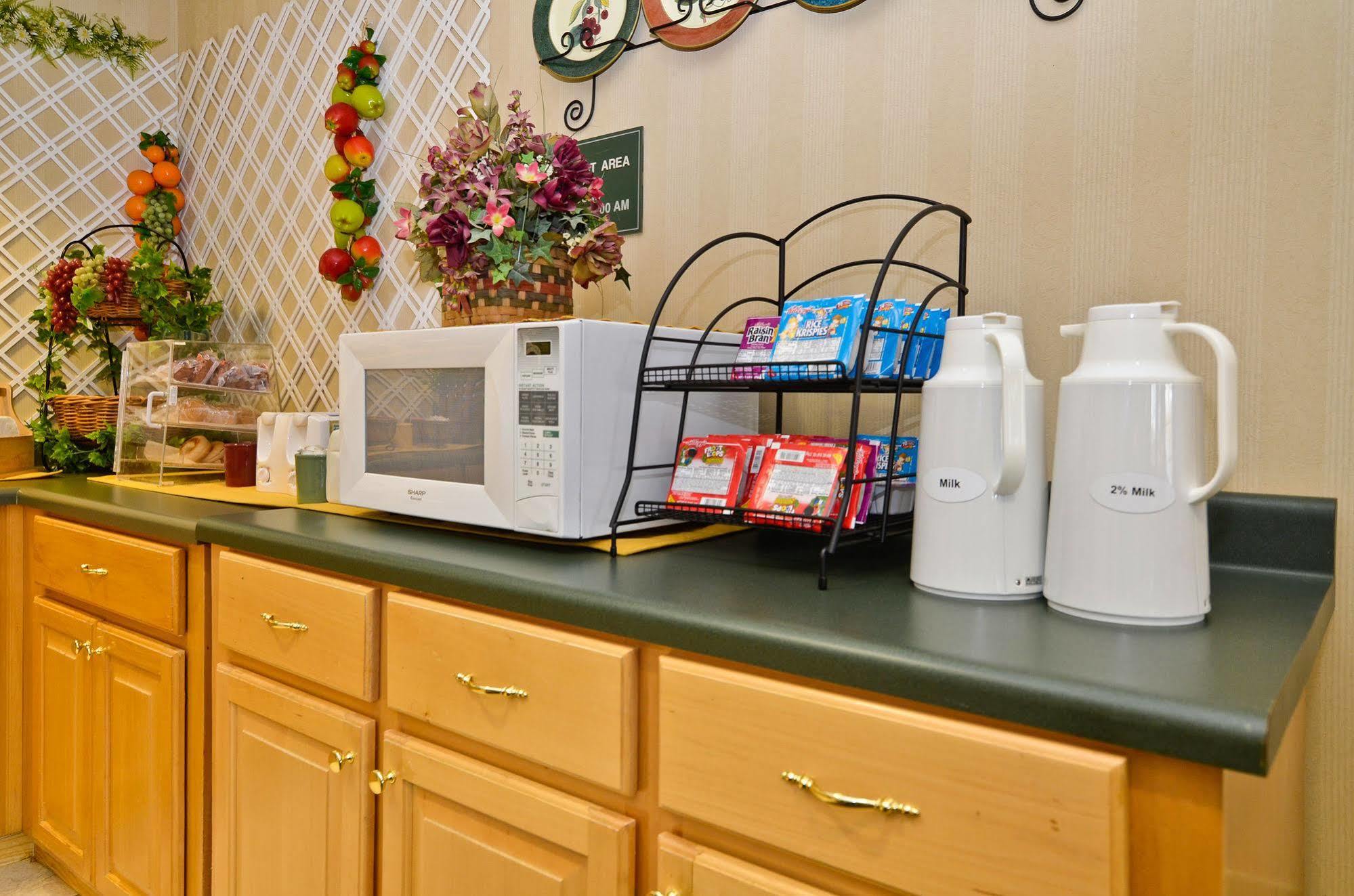 Best Western Hawkinsville Inn & Suites Ресторант снимка
