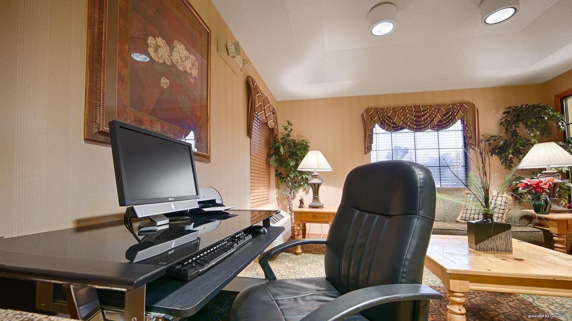 Best Western Hawkinsville Inn & Suites Екстериор снимка